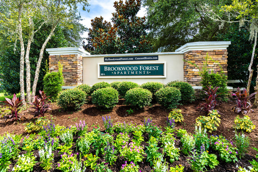 Photos and Video of Brookwood Forest Apartments in Jacksonville, FL